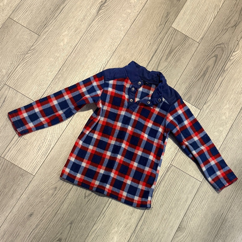 Boy 4t Plaid Kids fleece sweat Shirt in good used condition
